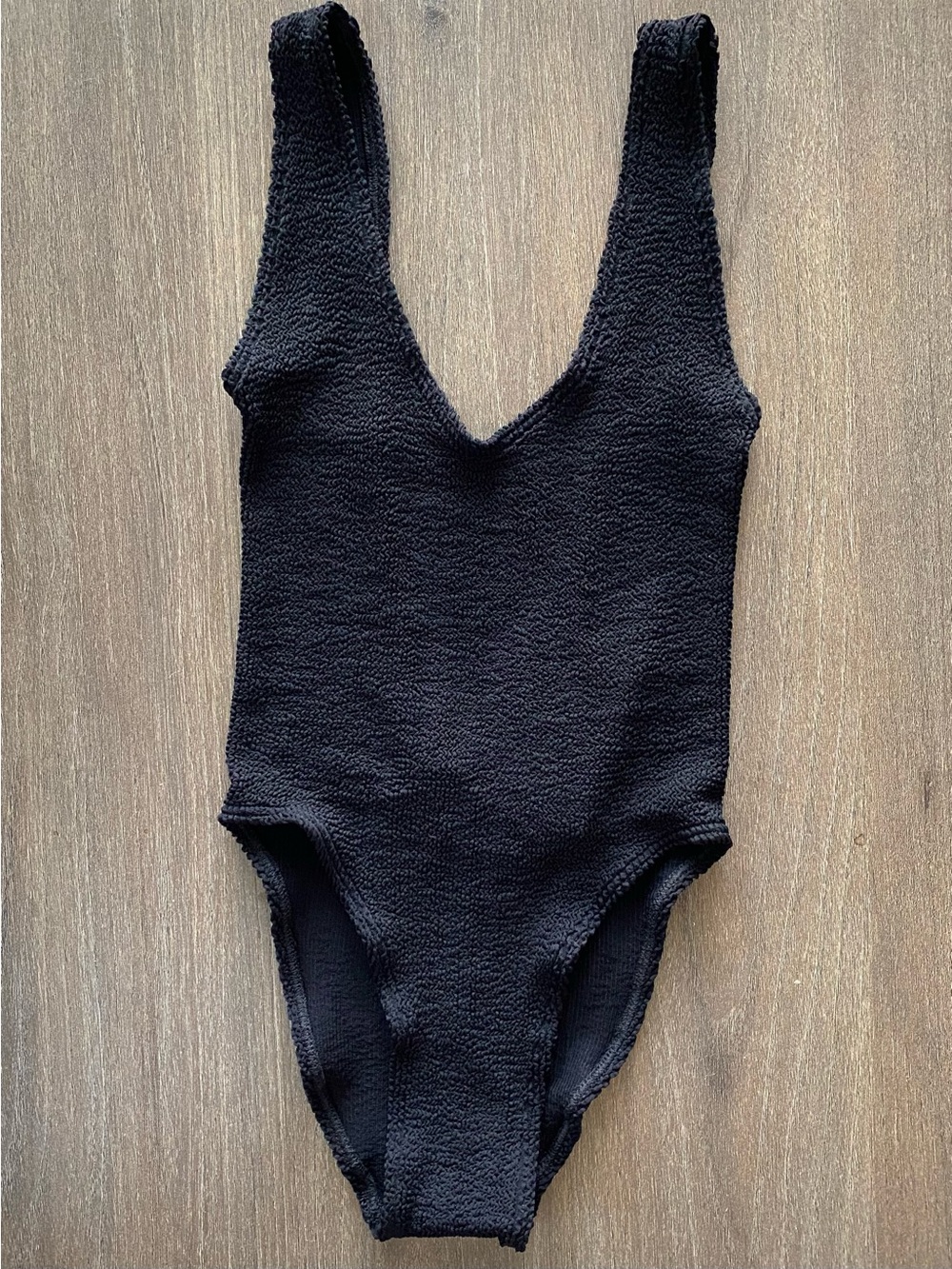 Bond-Eye Mara Swimsuit - Picture 4 of 16